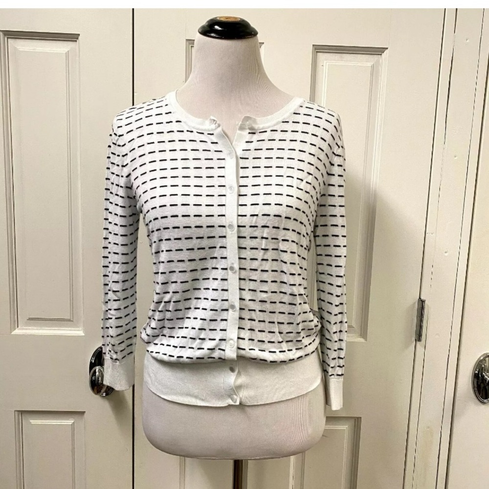 Cable & Gauge Button Front Cardigan Sweater